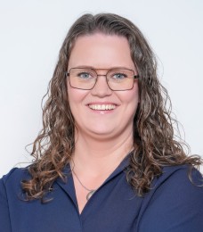 Helga Rós Einarsdóttir náms- og starfsráðgjafi Helga Rós Einarsdóttir náms- og starfsráðgjafi