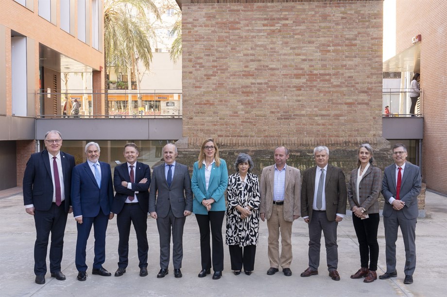 Rektorar háskólanna tíu sem standa að háskólaneti OpenEU Rektorar háskólanna tíu sem standa að háskólaneti OpenEU