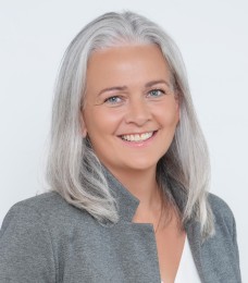 Unnur Símonardóttir náms- og starfsráðgjafi Unnur Símonardóttir náms- og starfsráðgjafi