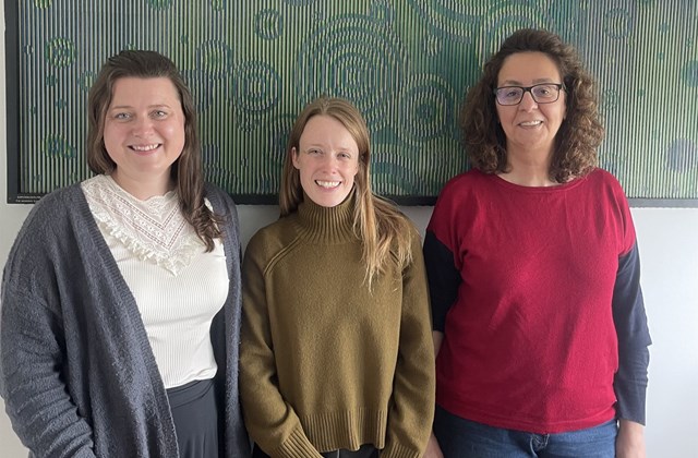 Þorbjörg Daphney prófessor við Listaháskóla Íslands, Lara Hoffman, nýdoktor við Háskóla íslands og Silvia Ferrera, dósent í félagsfræði við Háskólann í Coimbra í Portúgal.