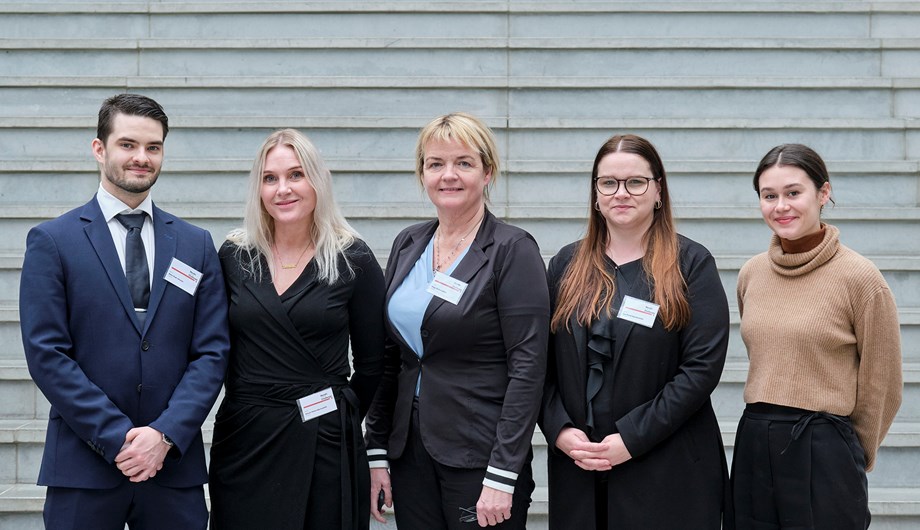 Team Bifröst f.v. Birkir Snær Jónsson, Þórunn Selma Bjarnadóttir, Helga Halldórsdóttir, Lea Hrund Sigurðardóttir og Ásdís Nína Magnúsdóttir, sem aðstoðaði við undirbúning. (Ljósm. HR)