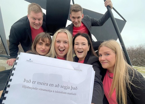 Vereðlaunahópinn á Missó 2023 skipuðu Björgvin Þór Þórarinsson, Embla Líf Hallsdóttir, Isabel Guðrún Gomez, Olga María Högnadóttir, Pétur Geir Grétarsson og Sigrún Ágústa Helgudóttir